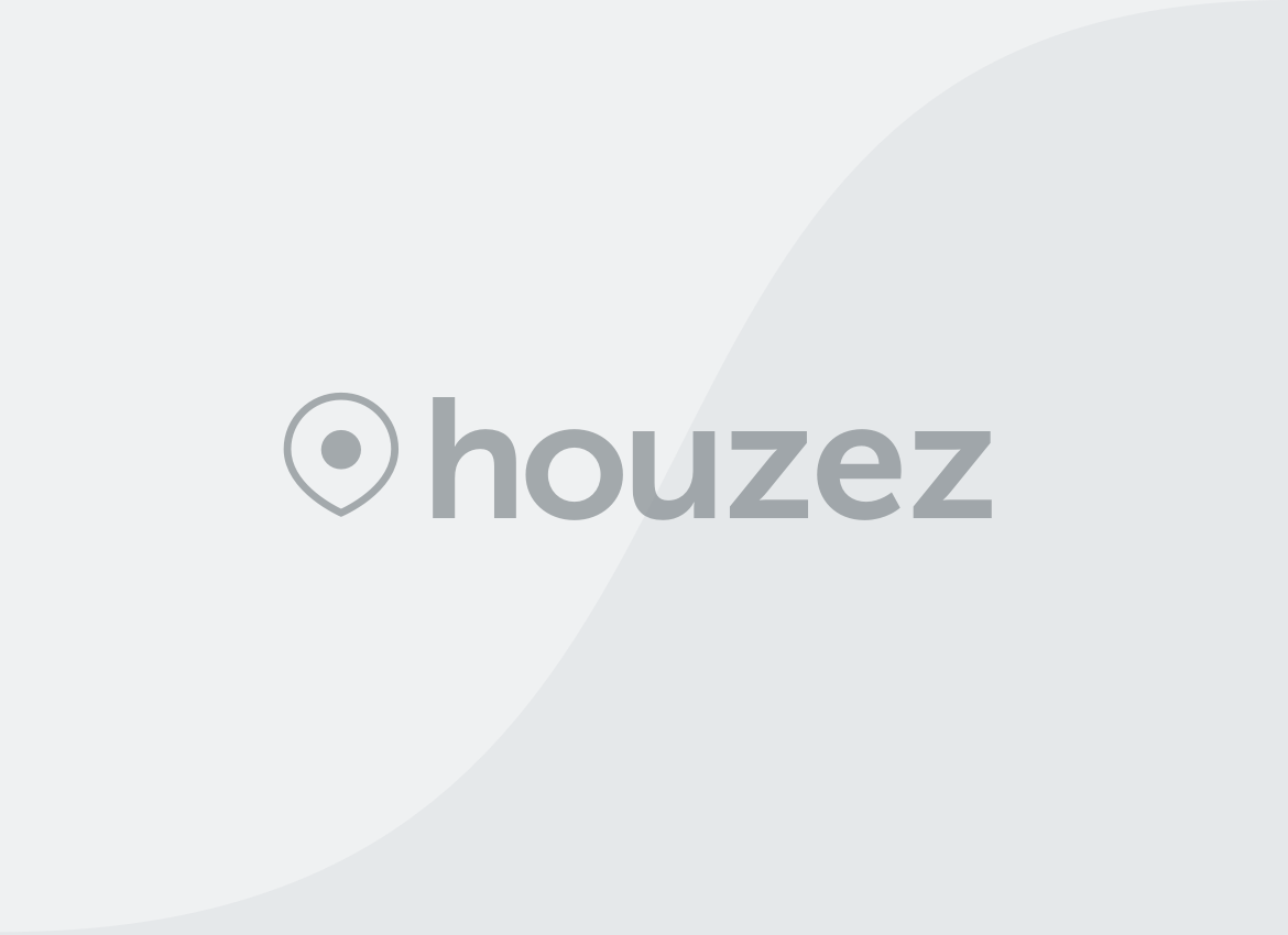 Coastal Villas and Yachts