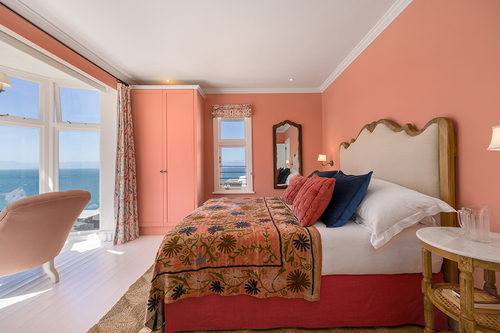 Ocean view bedroom at Villa Issima Hillside House overlooking Cape Town’s Atlantic coastline