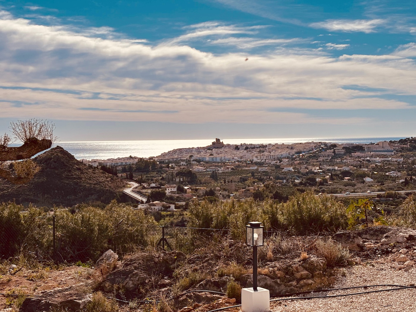 Elevated coastal villa with panoramic sea views over Costa Blanca town