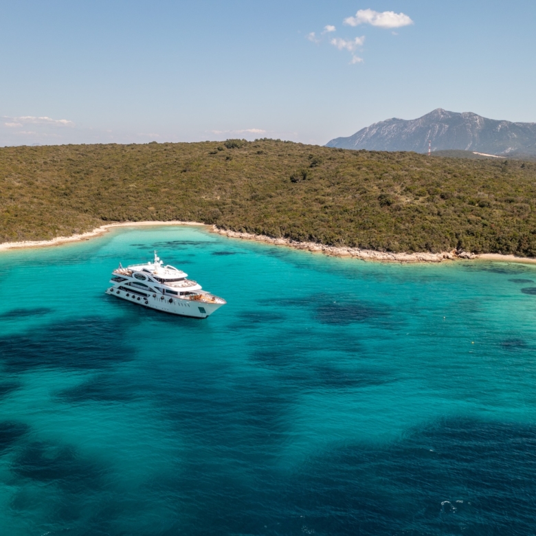 A Week Along the Dalmatian Coast by Yacht: What It Actually Feels Like