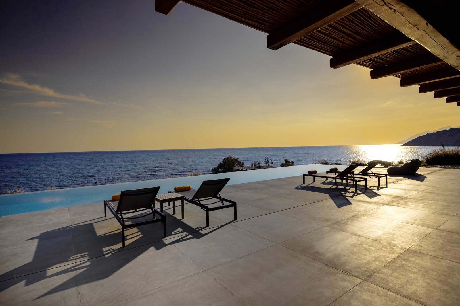 Beach House Arvi Estate